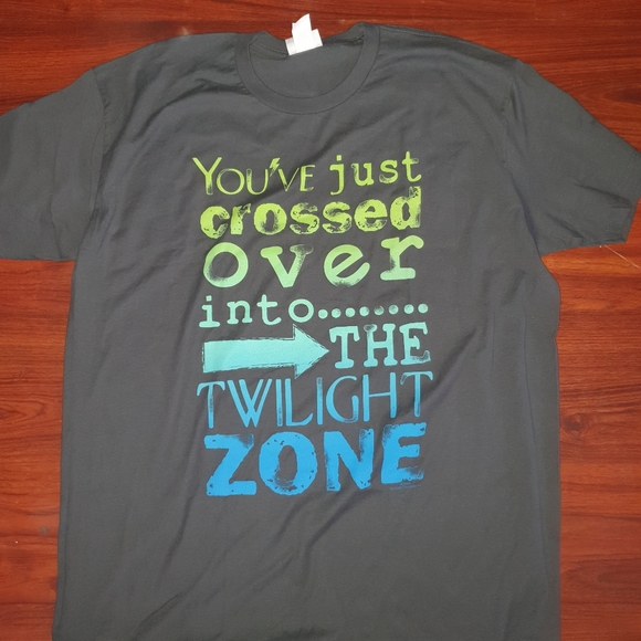 Walt Disney Parks T-Shirt  "You've just crossed over... Twilight Zone" XXL - Picture 3 of 3